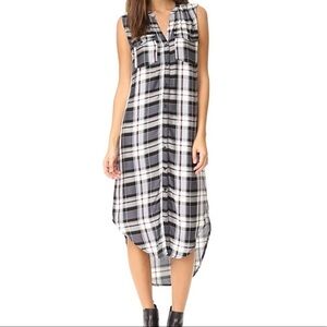 Cupcakes and Cashmere- Plaid Sleeveless Duster S